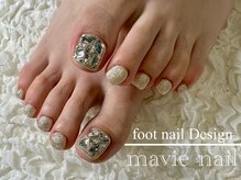 マヴィ(mavie)/キラキラフットネイル☆