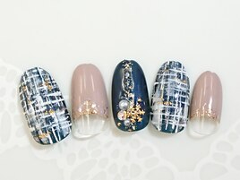 華やかなジェルネイル☆