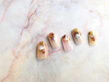 ミーム(meme)/塗りかけ　ニュアンスネイル