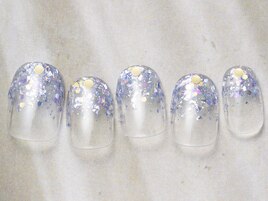 キラキラ冬ネイル