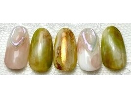 トレンドネイルデザイン