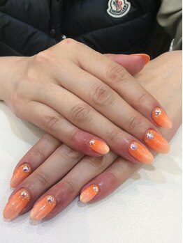 シャンネイルケアサロン(Shan Nail caresalon)/オレンジネイル