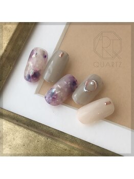 クオーツ(QUARTZ)/ニュアンスネイル