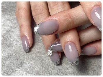 ノウェム(novem)/寒色ガラスフレンチ♪