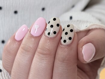 dot × baby pink