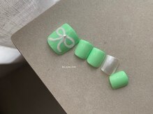 ネイルサロン ブランロール 三軒茶屋店(Blanl'or)/手描きリボンネイル