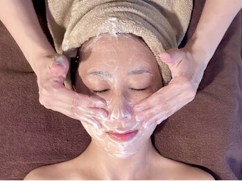 ルシエルリュクス(Le Ciel Luxe)の写真/【無理な勧誘なし＆都度払い◎】小顔と美肌が両方叶う*大人女性のお悩みに寄り添い最適な施術をご提案。