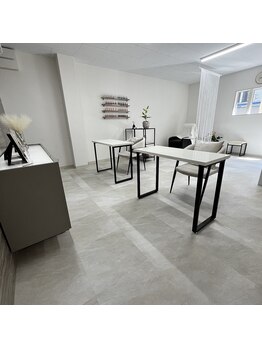 マーブル(Marble)/清潔感ある店内