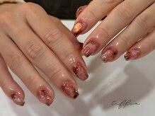 ネイルサロン ティフィン(tiffin)
