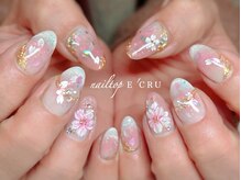 ネイルトップエクル(nail top E CRU)