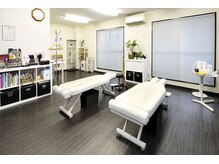 アールズベース カイロプラクティック(R'S BASE / らくらく整体院)/院内