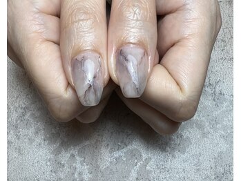 マグノリア(Magnolia)/大理石風ネイル