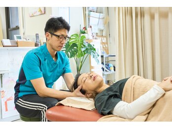 ライフ整骨院 綾瀬の写真/眼精疲労から来る頭痛に悩むあなたへ！肩こり、頭痛、目の疲れを癒す整体で心も身体も軽やかに☆