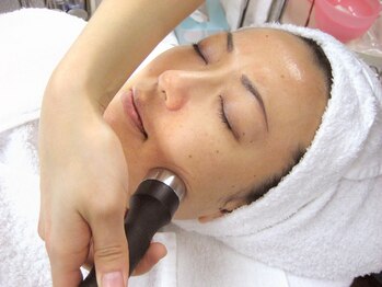 アンジャネーヤ/リフトアップジェル