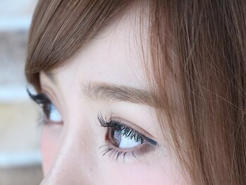 EyelashCARINA&monanail&estheLUANA 東生駒店の写真/ラッシュアディクト導入☆次世代ケアで健康的なまつ毛に!!大人女性だからこそ自まつげをより長く＆美しく♪