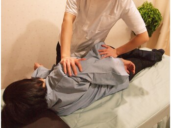 こりほぐし家/骨盤歪み調整