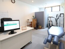 岸和田カイロプラクティック整体院の雰囲気（お客様のお悩みに寄り添い、本来の身体の状態に導きます。）