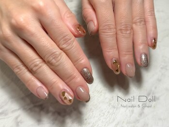 ネイルドール(Nail Doll)/