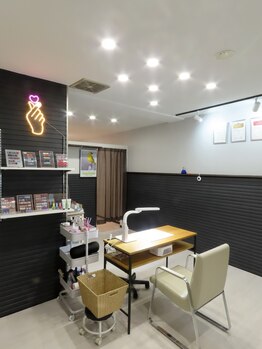 トゥーセブンネイルズ(TwoSevenNails)の写真/【完全プライベートサロン☆】落ち着いた雰囲気でリラックスしながらの施術◎長く通いやすい価格設定あり♪