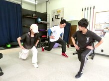 ワイズ パーソナルトレーニングジム(Y's)の雰囲気(ペア(セミ)トレーニングで楽しさUP!2人なら頑張れる!)