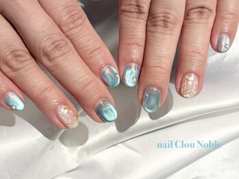 ネイルクルーノーヴル(nail Clou Noble)/うるうるオーロラ