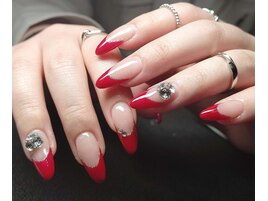 赤フレンチネイル