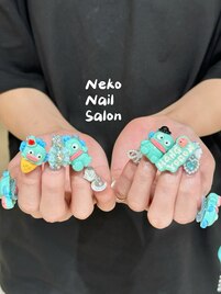個性派ネイル　Sanrioネイル