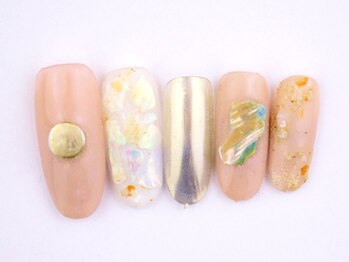 フォア ネイル(FOI NAIL)/