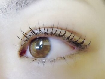 パールヒナ(Pearl HINA)の写真/キープ力抜群!!豊富なロッドで圧倒的な満足度のオリジナルトリートメントまつげパーマはモチが良いと高評◎