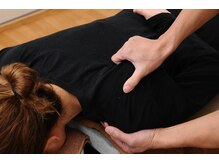 整体屋神崎/肩甲骨はがします！動かします！