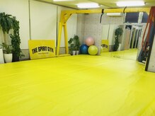 清潔感のある広々とした空間でトレーニングが可能！