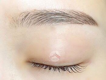 ミリミリ(milimili)の写真/【アイブロウスタイリングで美眉へ】左右差・お手入れ・メイクでお悩みの方へ◎