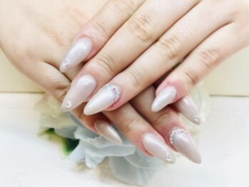 ブリエカドー(Briller Cadeau)/ロング上品ネイル