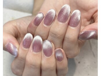 ヘアーアンドネイル ルシア(Hair&Nail Lucia)/マグネットでフレンチ風に！