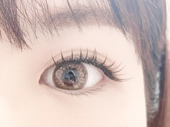 ティアラ(TIARA for nail & eye)/目尻流しめデザイン