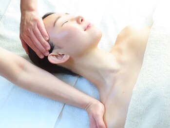 フルールクレール 駒込店/3.首肩デコルテリンパマッサージ