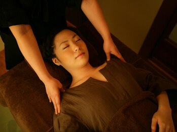 京都ほぐし整体 はんなり 京都四条烏丸店/“はんなり手技”特徴その1