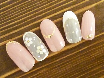 ネイルサロンレアリッチ 銀座店(Rare Rich)/ オフ無料★初回¥6990