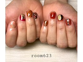 にぎやかネイル