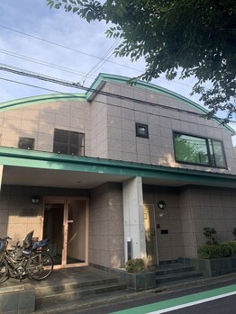 自由が丘 ルータス/お店外観　