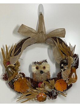 フットメンテ 巻き爪矯正センター 南浦和/ハロウィンリースがお出迎え