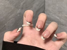 フレンチネイル