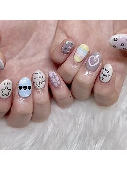 キレイエ ネイルズ(KIREIE NAILS)/落書きネイル