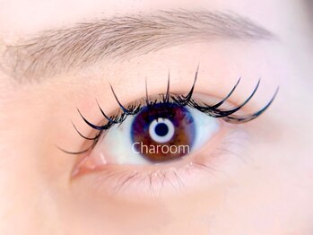 シャルーム(Charoom)の写真/第一印象が変わる！人気の美眉×まつエクで垢抜け確定！プロの似合わせ提案で自然な華やかな仕上がりに◎