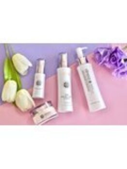 和 ゼンエニシ(Zen enishi)/高濃度50％ヒト幹細胞コスメ使用