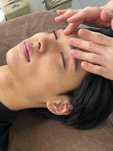 シンメトリー 上野店/メンズ歓迎【上野/御徒町/小顔】
