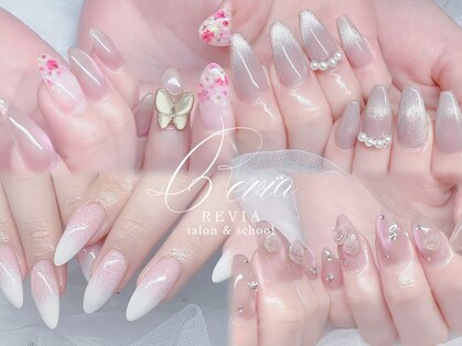 レビア(REVIA)の写真