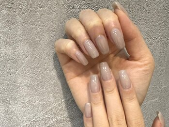 グレージュワンカラーネイル