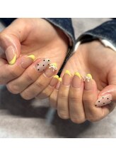 アイリス 岸和田 和泉府中(Iris)/French × art nail