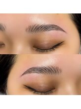 エクシア(EXCIA)/セクシー＆女性らしさのある眉毛